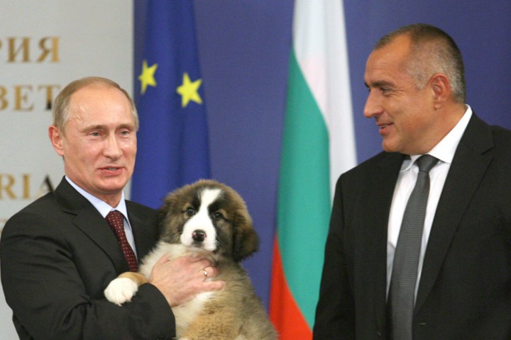 Все пак докато Китай практикува от години дипломация с панди