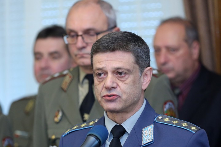 Това заяви депутатът от ГЕРБ ген Константин Попов на заседание