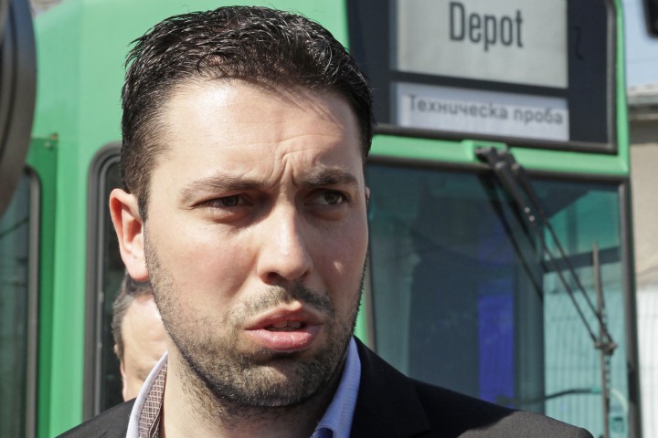 Целта е да се гарантира максимална сигурност както за водачите