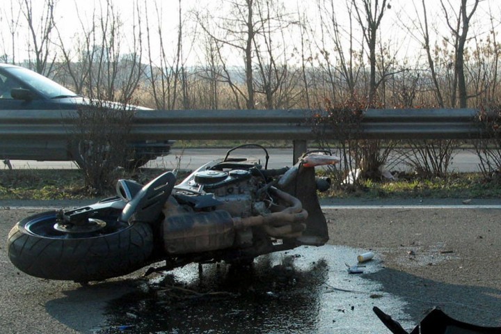 Инцидентът е станал между лек автомобил Ситроен и мотоциклет Сузуки