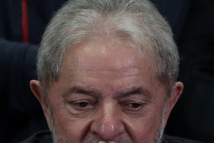 Решението беше подкрепено от двама от тримата членове на съдийския