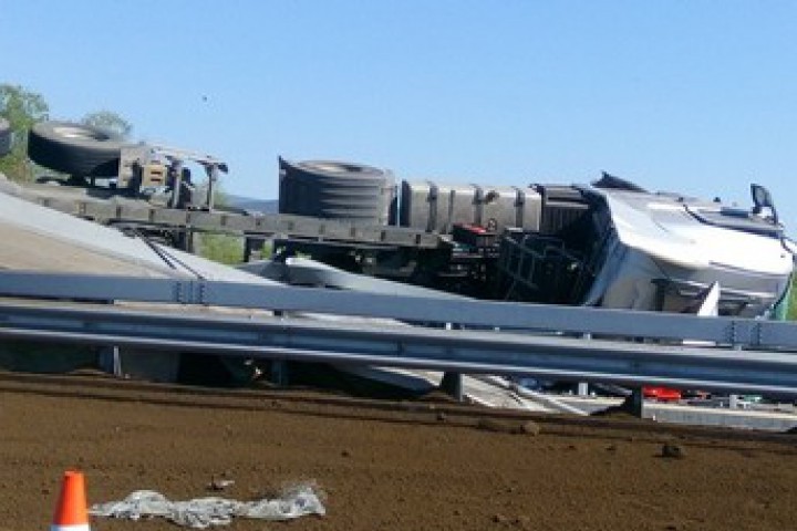 Инцидентът е станал около 5 часа на 153 ия километър