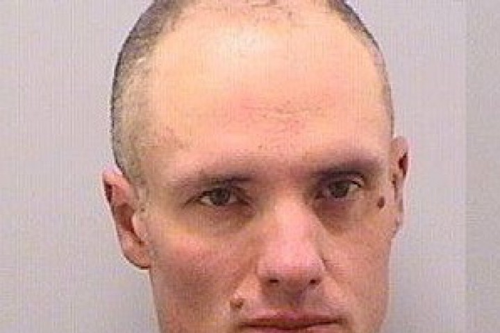 37 годишният Михаил Петров остава в ареста след като съдът