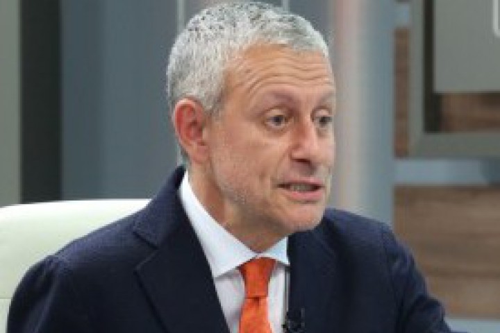 Притеснителна е дългосрочната тенденция в отношенията между Русия и България