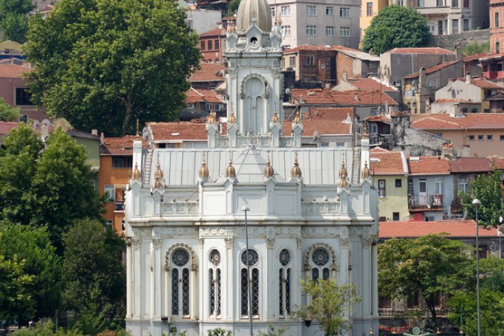 Реставрираната българската църква Свети Стефан в квартал Балат в Истанбул