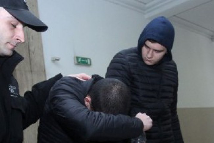 Магистратите пуснаха 18-годишните Даниел Лулев и Валентино Валентинов срещу гаранции