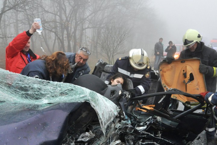 Инцидентът стана около 8 часа до местността Ходжова чешма край