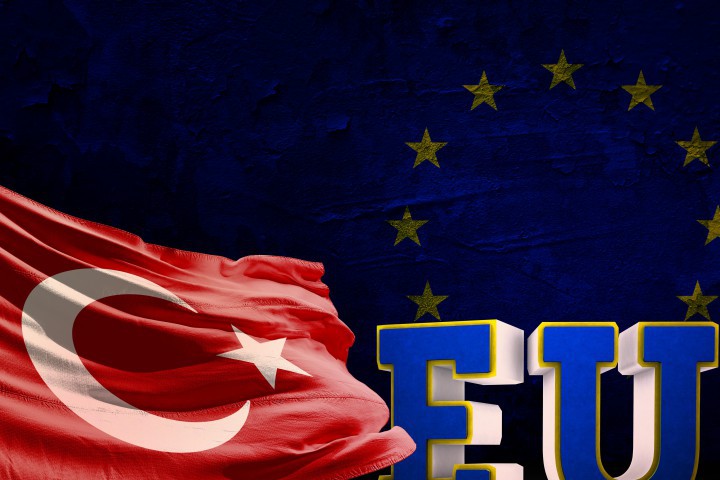 ЕС е готов да продължи диалога с Турция доскоро се