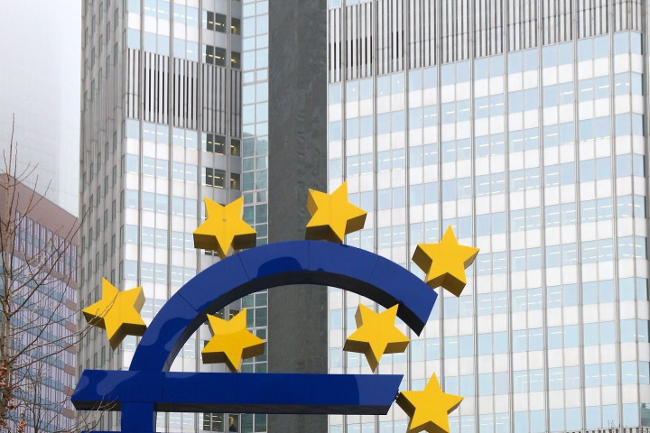 В статията са цитирани политици от всички партии в Бундестага