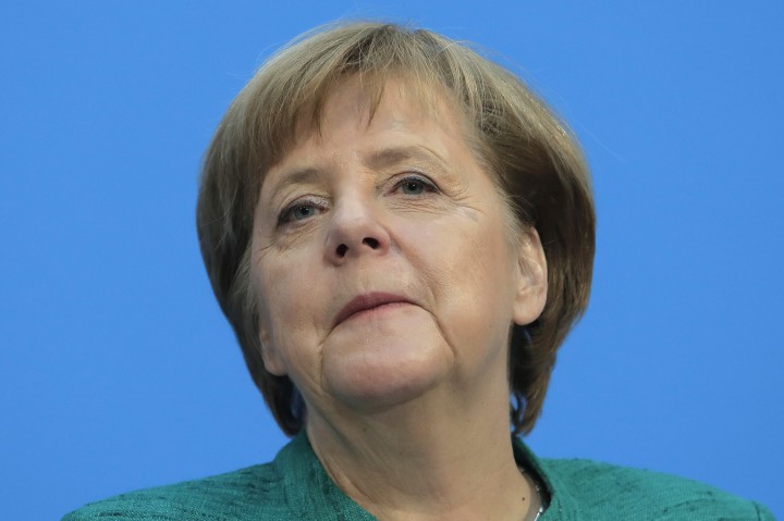 Меркел заяви пред репортери след маратонските преговори, довели до окончателната
